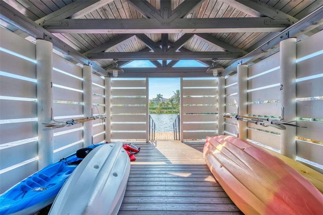 395 ARUBA CIRCLE 102, Bradenton, FL 34209