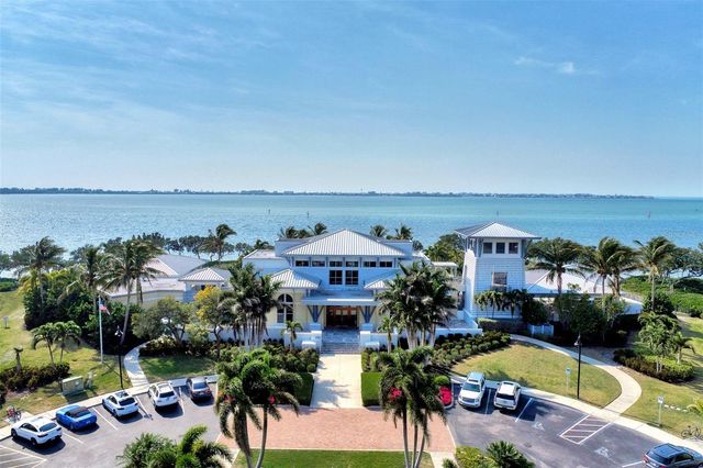 395 ARUBA CIRCLE 102, Bradenton, FL 34209