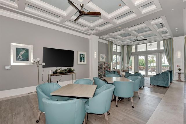 395 ARUBA CIRCLE 102, Bradenton, FL 34209