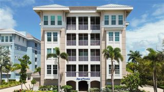 395 ARUBA CIRCLE 102, Bradenton, FL 34209