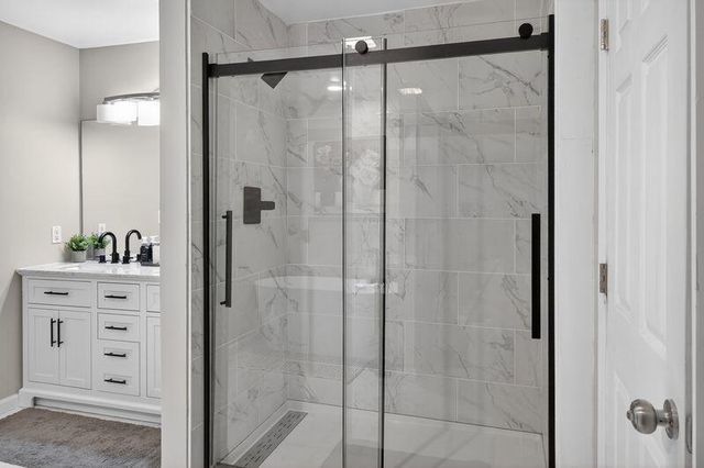 8706 Wooded Vale Court, Harrison, TN 37341