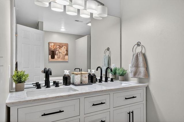 8706 Wooded Vale Court, Harrison, TN 37341