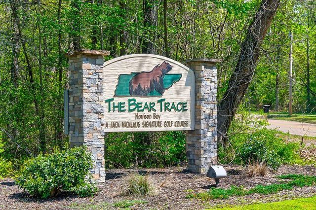 8706 Wooded Vale Court, Harrison, TN 37341