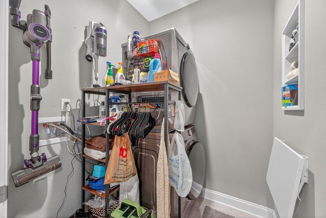 61B 6Th Street, Shalimar, FL 32579