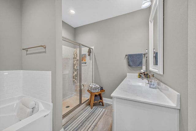 61B 6Th Street, Shalimar, FL 32579