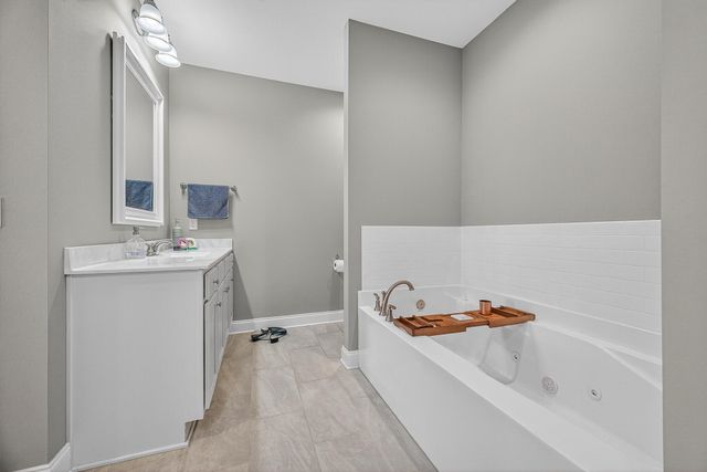 61B 6Th Street, Shalimar, FL 32579