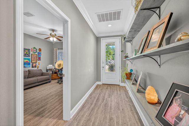 61B 6Th Street, Shalimar, FL 32579