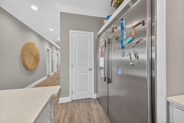 61B 6Th Street, Shalimar, FL 32579