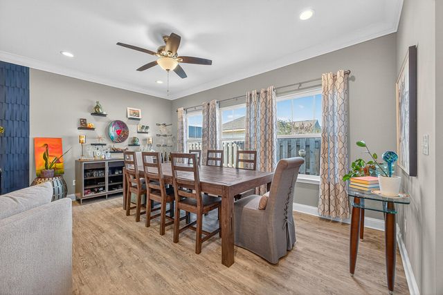 61B 6Th Street, Shalimar, FL 32579