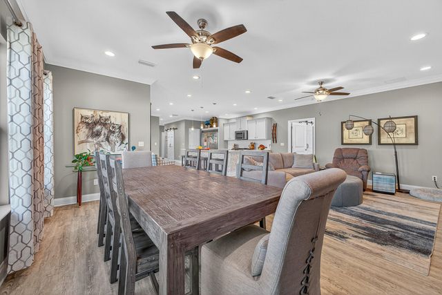 61B 6Th Street, Shalimar, FL 32579