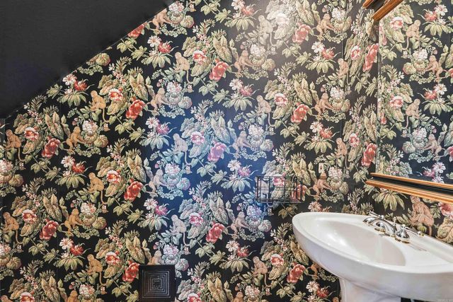 2114 Windsor Court, Little Rock, AR 72212