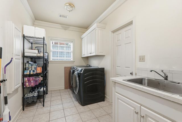 2114 Windsor Court, Little Rock, AR 72212