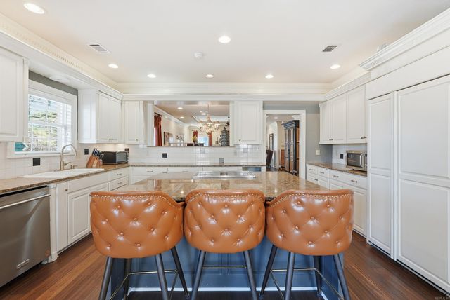 2114 Windsor Court, Little Rock, AR 72212