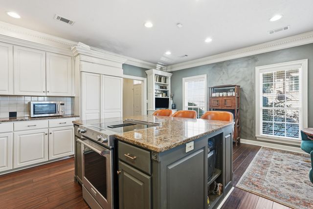 2114 Windsor Court, Little Rock, AR 72212