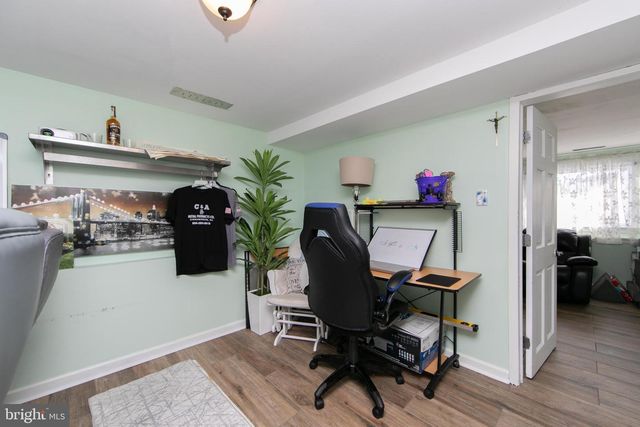 608 FOUNTAIN AVE, Cinnaminson, NJ 08077