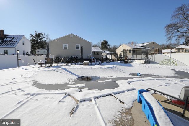 608 FOUNTAIN AVE, Cinnaminson, NJ 08077