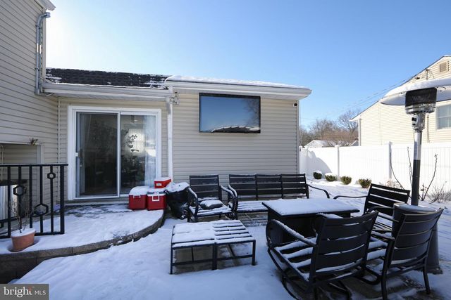 608 FOUNTAIN AVE, Cinnaminson, NJ 08077