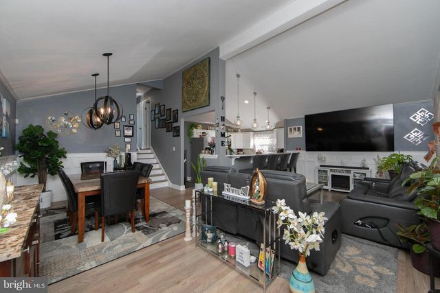 608 FOUNTAIN AVE, Cinnaminson, NJ 08077