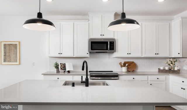 TBB VALOR LANE, Martinsburg, WV 25405