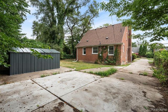 18217 Archdale Street, Detroit, MI 48235