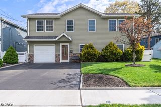 153 Howard Ave, Rochelle Park Twp., NJ 07662