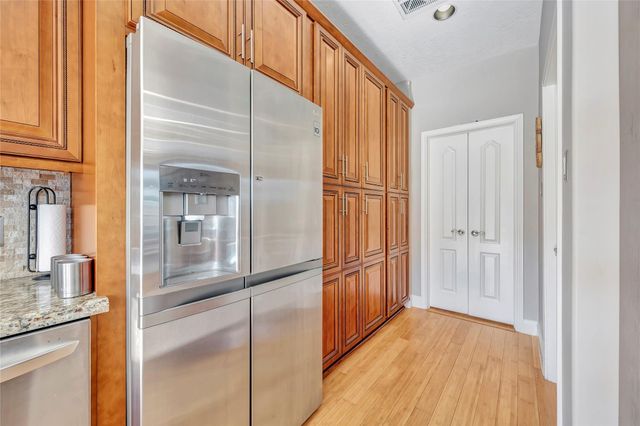 2525 Breaux Trace, Seabrook, TX 77586