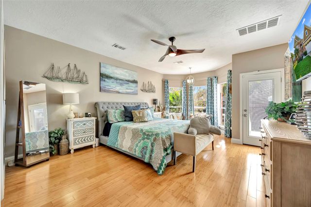 2525 Breaux Trace, Seabrook, TX 77586