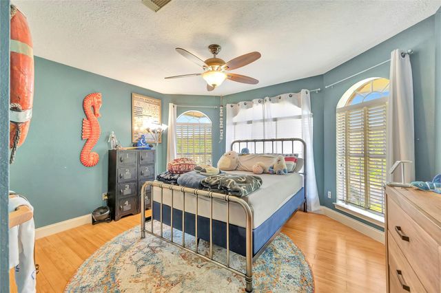 2525 Breaux Trace, Seabrook, TX 77586