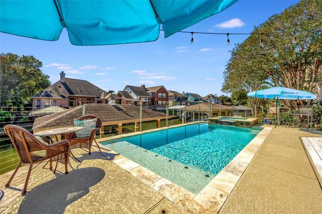 2525 Breaux Trace, Seabrook, TX 77586