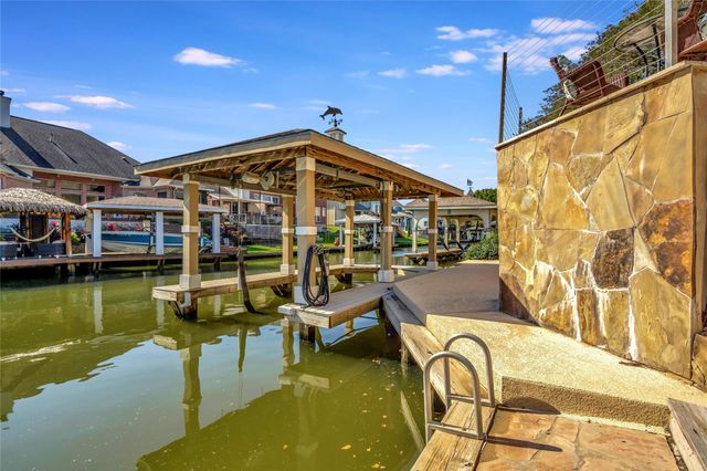 2525 Breaux Trace, Seabrook, TX 77586