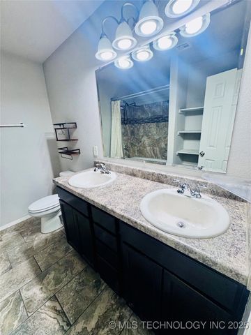 9145 S 253rd East Avenue, Broken Arrow, OK 74014