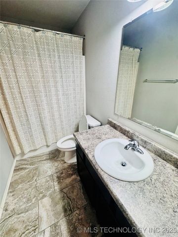 9145 S 253rd East Avenue, Broken Arrow, OK 74014