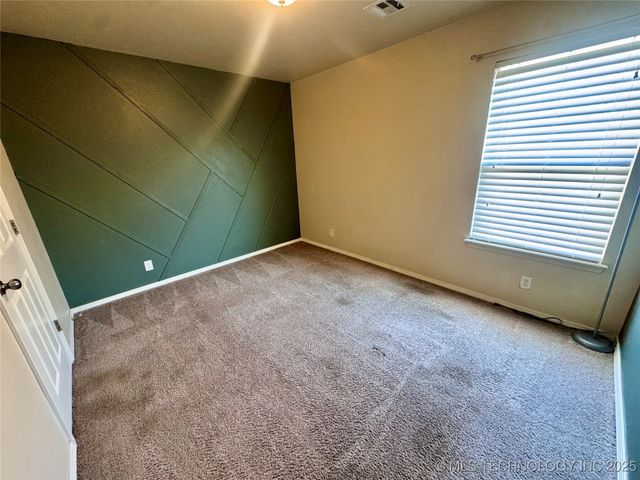 9145 S 253rd East Avenue, Broken Arrow, OK 74014