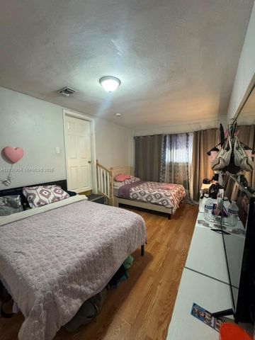 2434 Pierce St 2434, Hollywood, FL 33020