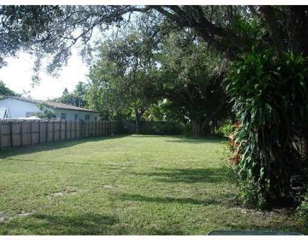 2434 Pierce St 2434, Hollywood, FL 33020