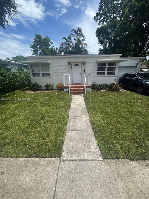 2434 Pierce St 2434, Hollywood, FL 33020