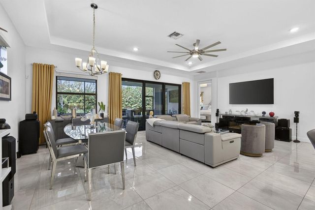 5492 St Armands Way, Westlake, FL 33470