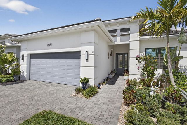 5492 St Armands Way, Westlake, FL 33470