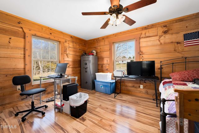 2715 Old Stage Road, Afton, TN 37616