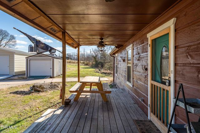 2715 Old Stage Road, Afton, TN 37616