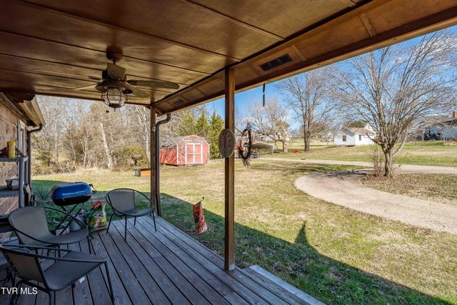 2715 Old Stage Road, Afton, TN 37616
