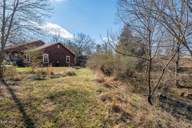 2715 Old Stage Road, Afton, TN 37616
