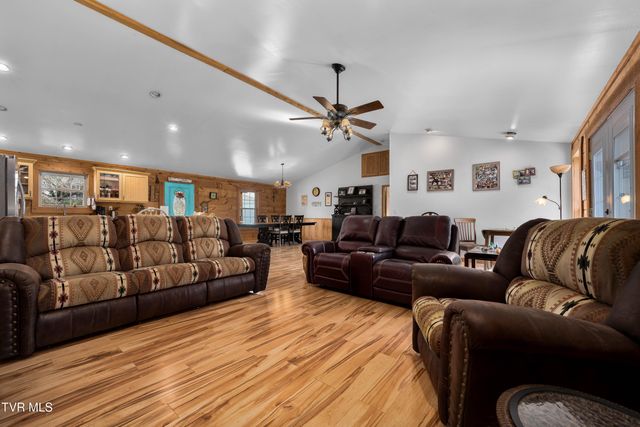 2715 Old Stage Road, Afton, TN 37616