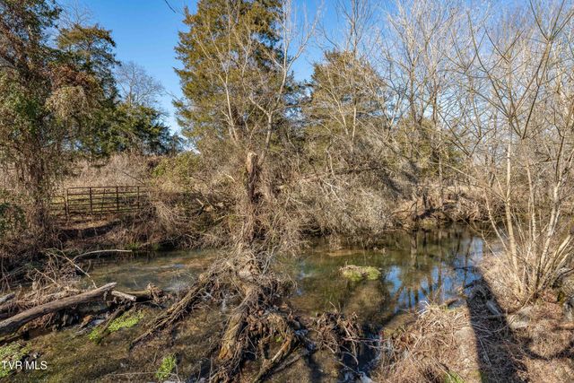 2715 Old Stage Road, Afton, TN 37616