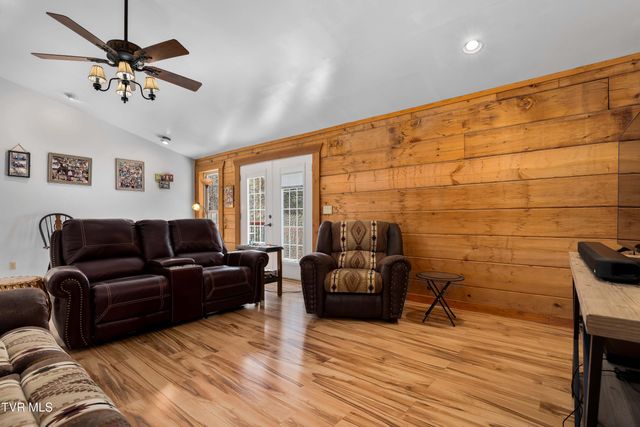 2715 Old Stage Road, Afton, TN 37616