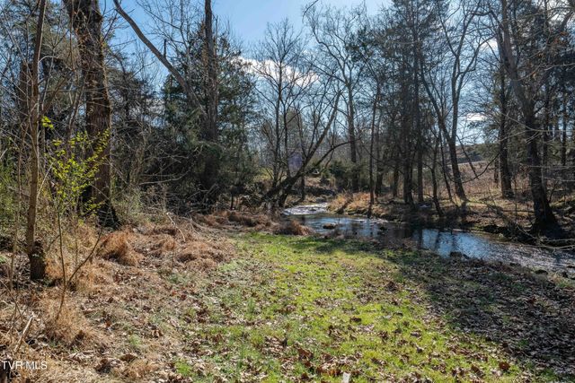 2715 Old Stage Road, Afton, TN 37616