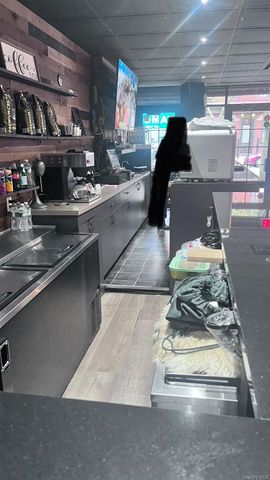 2074A Steinway Street A, Astoria, NY 11105