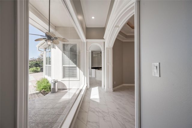 86 Pipers Walk, Sugar Land, TX 77479