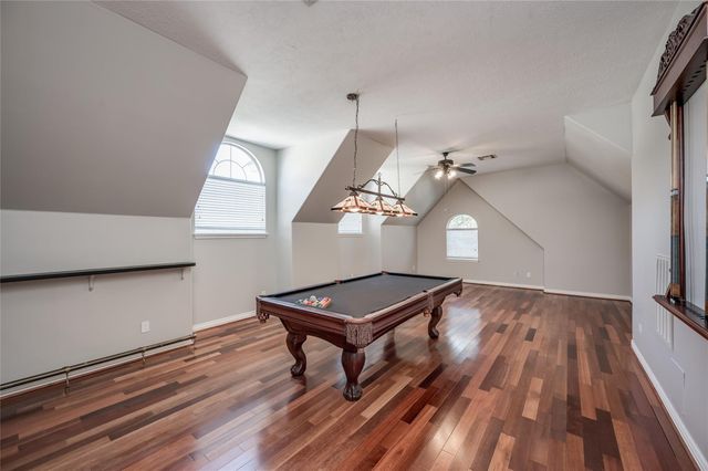 86 Pipers Walk, Sugar Land, TX 77479