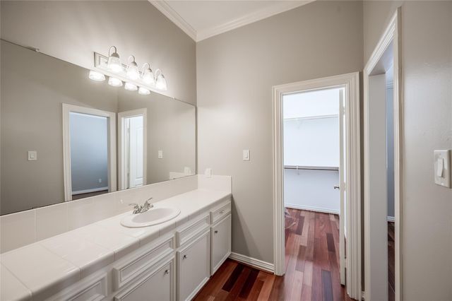 86 Pipers Walk, Sugar Land, TX 77479